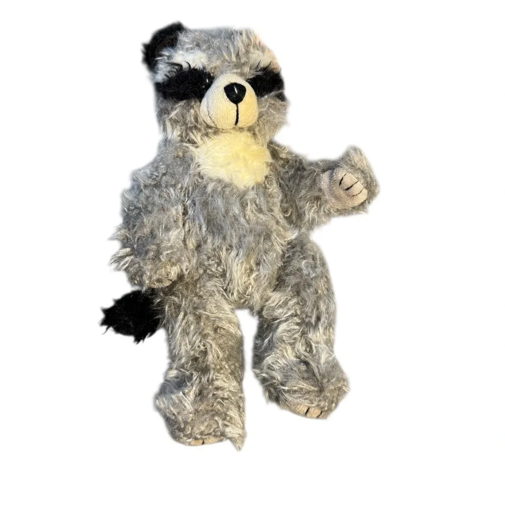 Vintage 1993 Radcliffe The Raccoon Thief of Hearts TY Beanie Babies